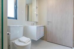 J Gateway (D22), Condominium #400768061